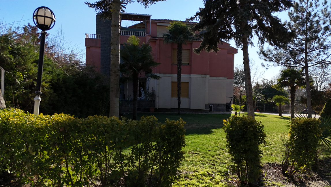 Çatalca’da Göz Alıcı Tripleks Villa ve Misafir Evleri